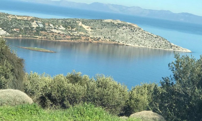 Ormos Agiou Ioannou House | Guest House Gabriela: Pet-Friendly Haven with Ocean Views