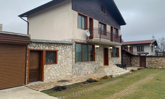 Samokov Villa | Discover Guest House Haciendata: Pet-Friendly Retreat