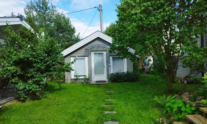 Hokksund House | Beautiful Guest House in the Garden - Highly Rated Stay