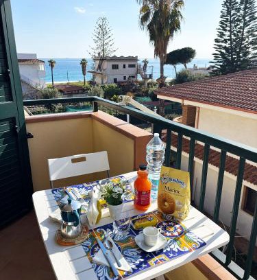 San Lorenzo Apartment | Family-Friendly Guest House Il Canto del Mare - 9/10 Rated