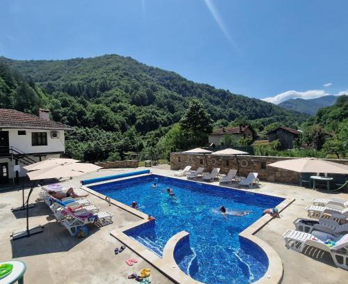 Troyan House | Budget-Friendly Retreat at Guest House Ivan with Great Amenities