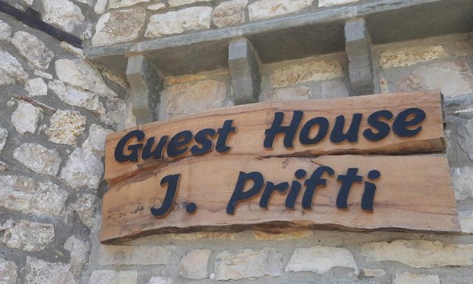 Berat Hotel | Top-Rated Guest House J.Prifti with Family-Friendly Amenities