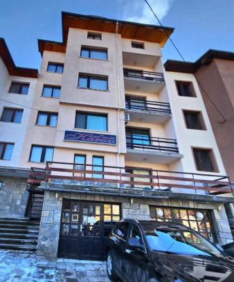Chepelare House | Pet-Friendly Guest House Karov with Hot Tub & Breakfast