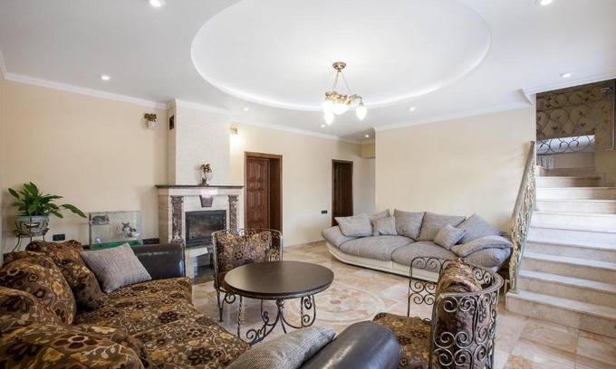 Poyarkovo House | Guest House Kaskad: Pet-Friendly Retreat with Breakfast