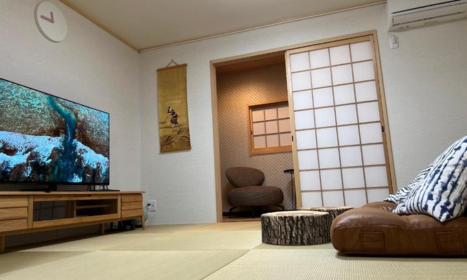 Tanimachi Villa | Highly Rated Guest House Kubo Homes with Hot Tub Access