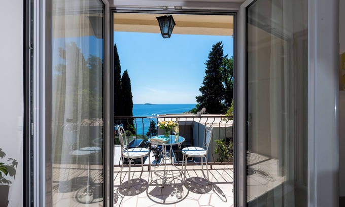 Mlini House | Guest Rated 10/10: Family-Friendly Guest House Medine