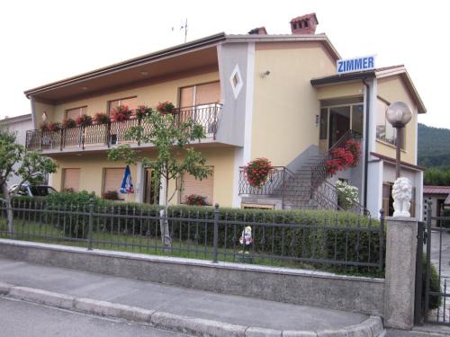 Rupa House | Cozy Guest House Mrvčić with Hot Tub & Pet-Friendly Stay