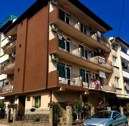 Primorsko House | Oceanfront Guest House Natali with Amazing 9/10 Review Score