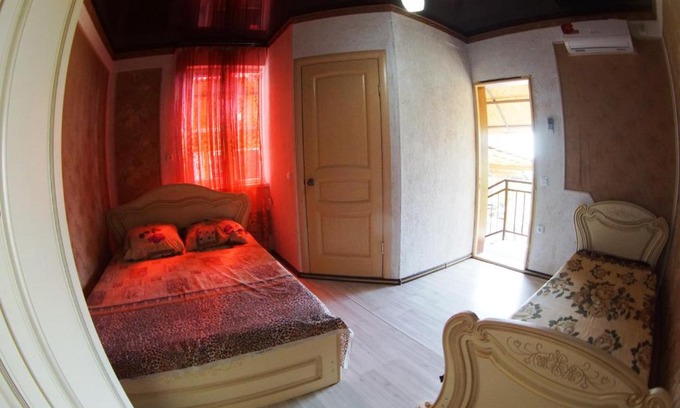 Tsandripsh House | Top-Rated Guest House on Shaumyana with Ocean View