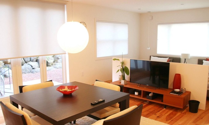 Yamanakako House | Relax at Guest House Paper Moon with Family-Friendly Amenities