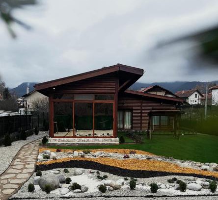 Govedartsi Villa | Top-Rated Guest House Recharge with Family-Friendly Amenities