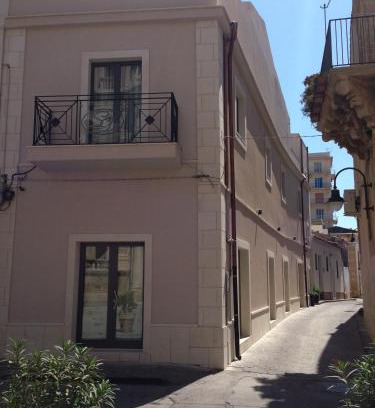 Augusta Bed & Breakfast | Pet-Friendly Haven at Guest House San Domenico, Rated 8/10