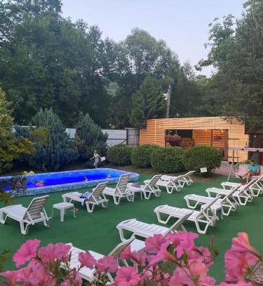 Mizhhirya House | Pet-Friendly Guest House Shulc with Ocean Views & Pool