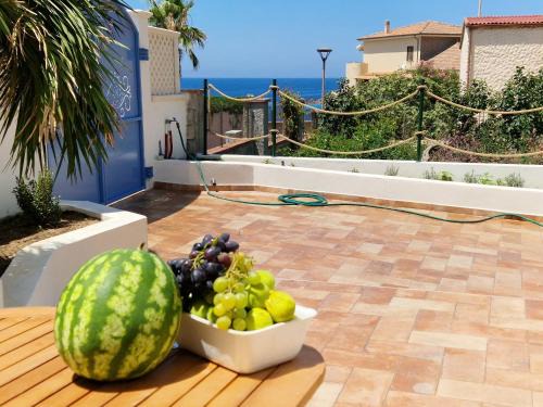 Portoscuso Apartment | Family-Friendly Guest House Sunset on the Sea "Maestrale"