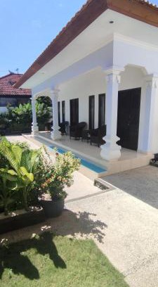 Tukad Mungga House | Discover Guest House T Sari: Family-Friendly with Pool