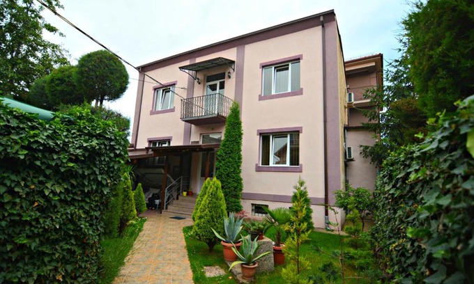 Bitola House | Unmatched Comfort at Guest House Via - Perfect for Families