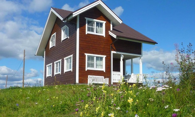 Velikogubskoe House | Discover Oceanfront Bliss at Guest House White Chocolate