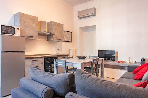 Loreto Apartment | Modern Flat Centrale M2: Family-Friendly Stay with High Ratings