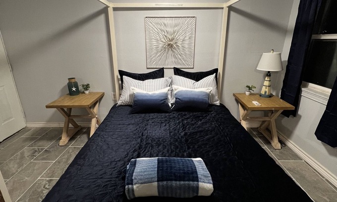 Flour Bluff Apartment | Cozy Guest Suite by the Sea with Family-Friendly Amenities