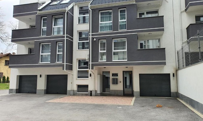 Ovcha Kupel Apartment | Guest Suite Narodno Horo: Rated 9.8, Family-Friendly Stay