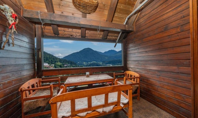 Tarvisio Apartment | GuestHost - Lovely Flat x6 in Nature with Parking Space