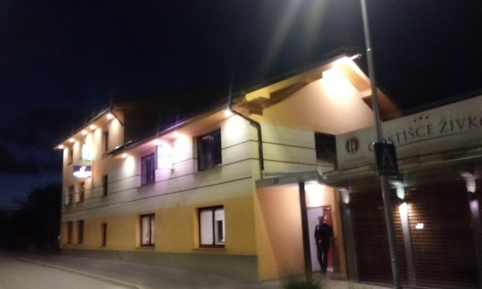 Dobrovce House | Cozy Guesthouse Živko: Rated 9/10 with Hot Tub & Dining