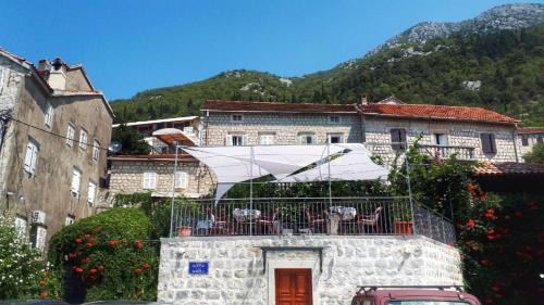 Perast House | Pet-Friendly Guesthouse Žmukić - Rated 9.8/10 by Guests