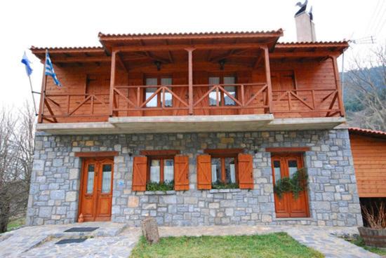 Alonistaina House | Welcoming Guesthouse Alonistaina with Breakfast & Hot Tub