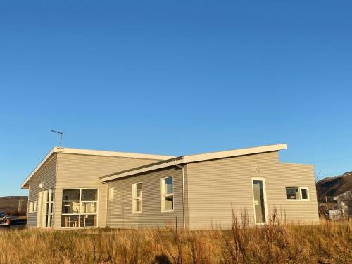 Sveitarfelagid Olfus House | Relax at Guesthouse Eldhestar with Spa and Hot Tub Access