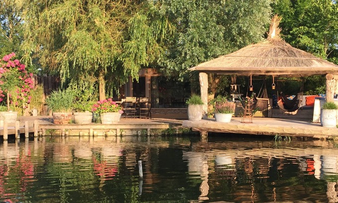 Schoondijke Hotel | Experience Ensenada Guesthouse: Family-Friendly Oasis with Pool