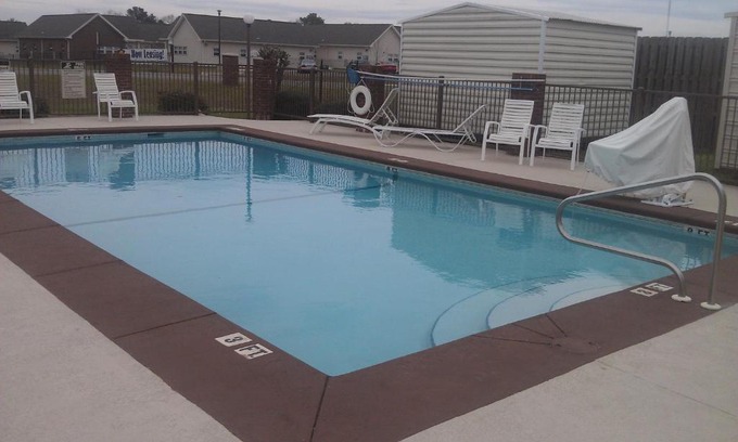 Dothan Hotel | Pet-Friendly GuestHouse Inn Dothan with Pool & Family Perks