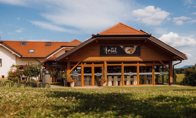 Slovenska Bistrica House | Rated 10/10: Guesthouse Iršič with Family-Friendly Amenities