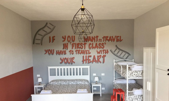 Santo Stefano di Magra House | Guesthouse Perfect Station