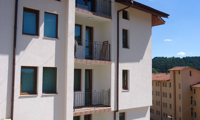 Banite House | Discover Father's Guesthouse in the Rhodope Mountains