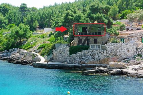 Blato Apartment | Pet-Friendly Guesthouse Karbuni: Rated 8.5/10 for Families