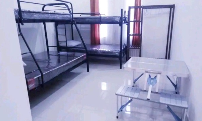 Singkawang House | Family-Friendly Stays at Guesthouse KMC for Budget Travelers