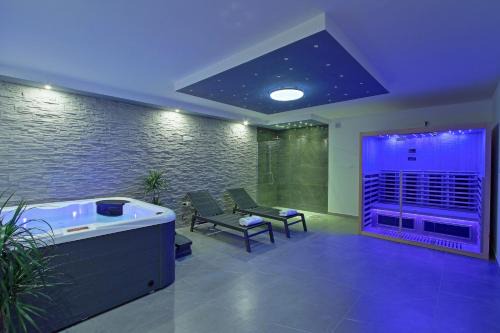 Brinje House | Relaxing Retreat at Guesthouse L&K SPA with Pool & Spa