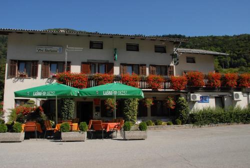 Tolmin House | Cozy Guesthouse Pri Štefanu with Family-Friendly Amenities