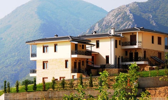 Naousa Apartment | Pet-Friendly Retreat at Guesthouse Thea - Rated 9/10!
