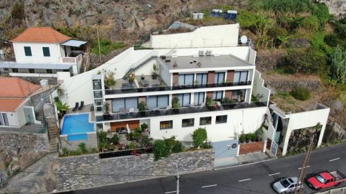 Campanario House | Inviting Stay at Guesthouse-TheView with Pool & Breakfast