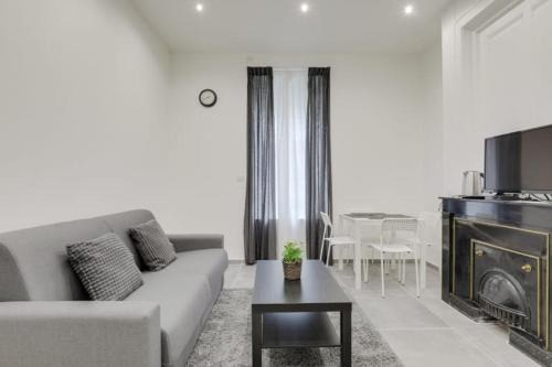 Villette Gare Apartment | Convenient 1-BR Stay Near Train Station - Ideal for Families