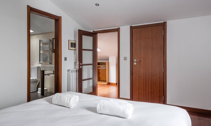 Aveiro Apartment | Unforgettable Stay at GuestReady in Picturesque Aveiro