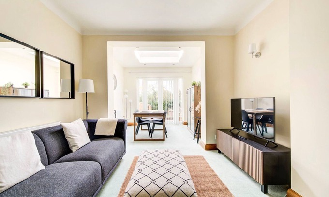Sudbury Apartment | Tranquil GuestReady Retreat with Spa Near City Centre