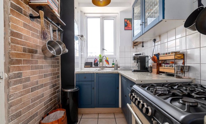 Shacklewell Apartment | GuestReady - Your Ideal Retreat with Spa & Family Amenities