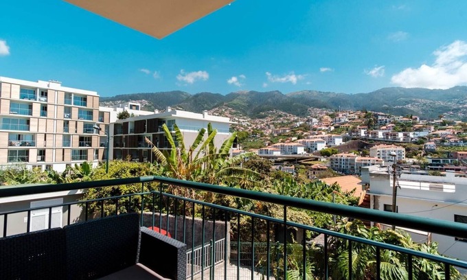 Santo Antonio Apartment | GuestReady - Breathtaking Funchal Paradise with Ocean Views