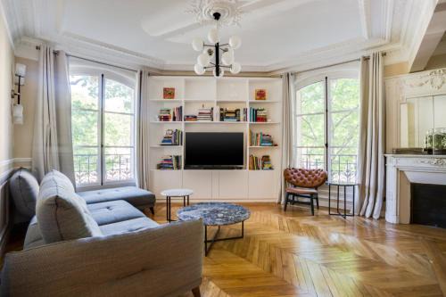 Necker Apartment | Family-Friendly Retreat Steps from the Eiffel Tower
