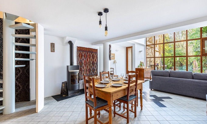 Louis Bertrand-Mirabeau-Semard House | GuestReady - Charming house just outside Paris