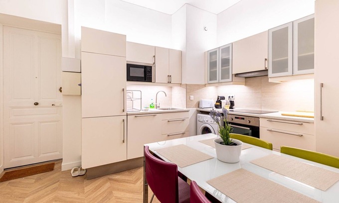 Vivienne Apartment | Prime GuestReady Stay: Central Location with Key Amenities
