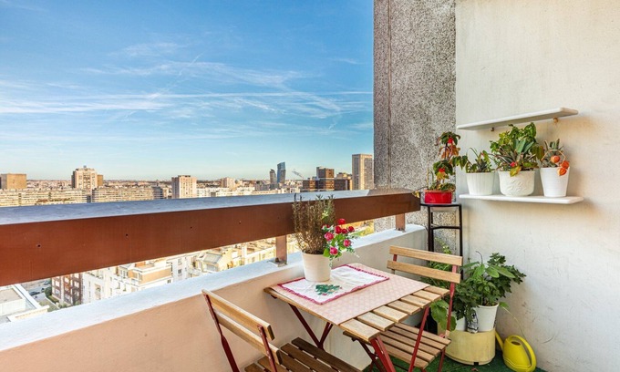 13th Arrondissement Apartment | Sunny GuestReady Retreat Near Panthéon, Perfect for Families