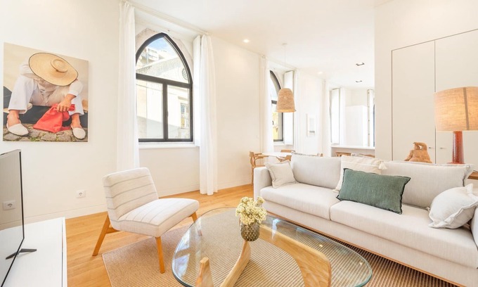 Paco De Arcos Apartment | Oceanfront Bliss at GuestReady - Conde das Acáçovas 2D